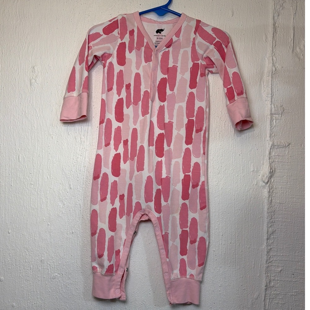 Monica + Andy Baby Girls Pink Brushstroke Long Sleeve Snap Romper 9-12M